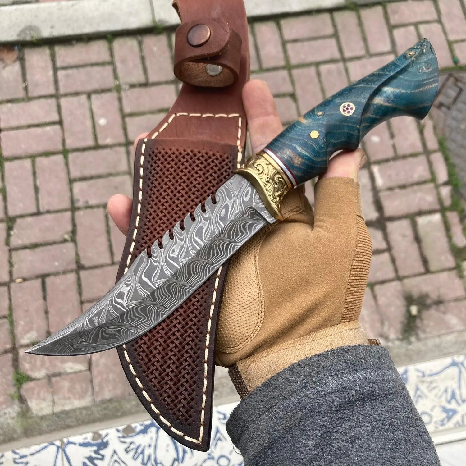 Damascus Knife