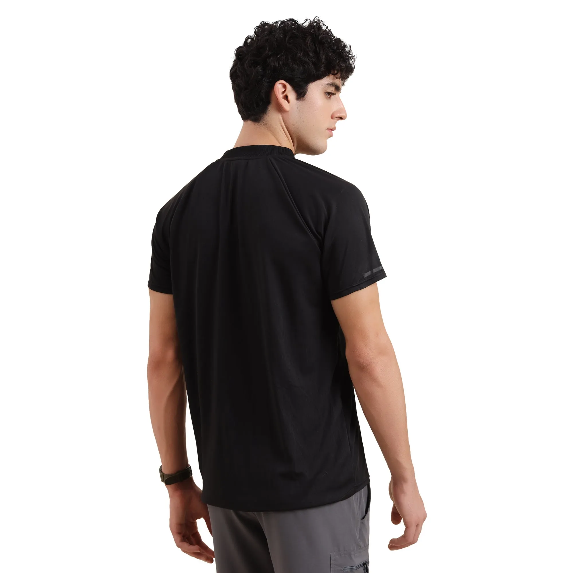 Outdoor Sportswear T-Shirt for Hiking, Running and Gyming | Black